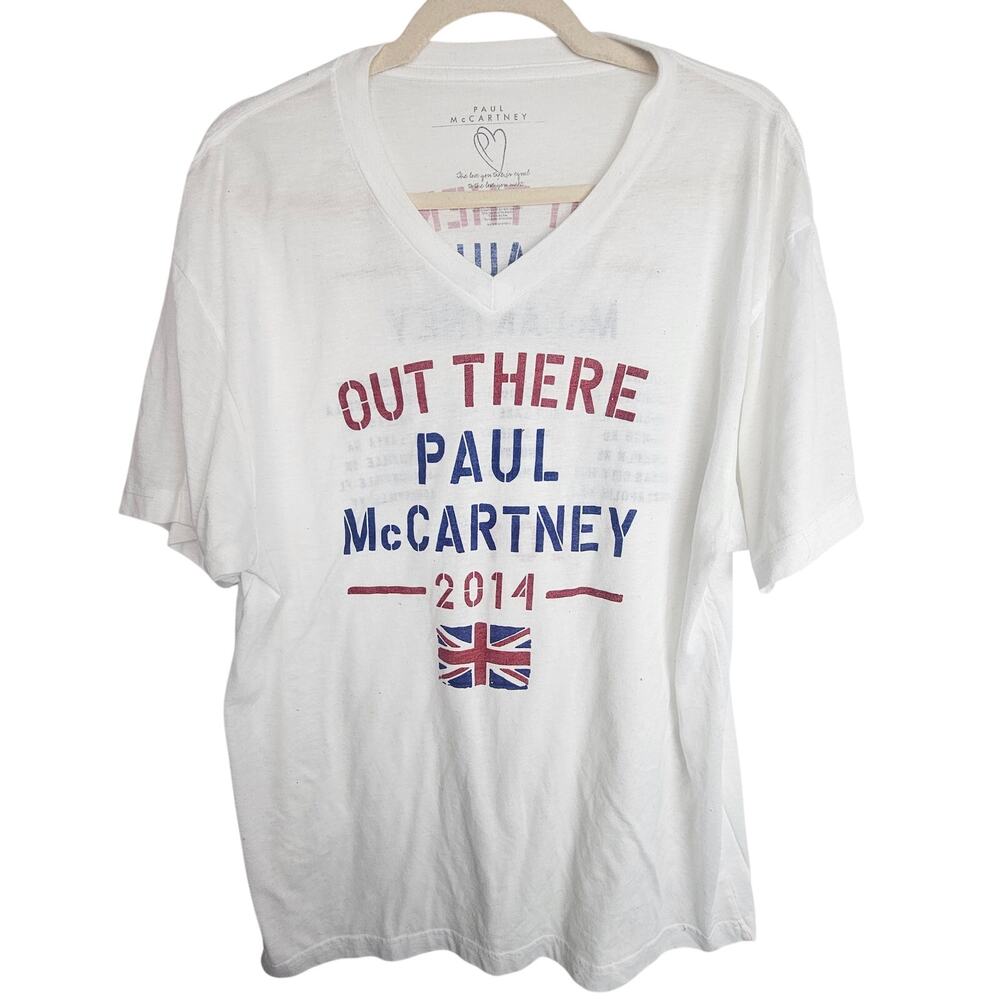 Paul McCartney Womens Band Tee Sz XL Out There 2014 Tour Graphic T-Shirt Concert